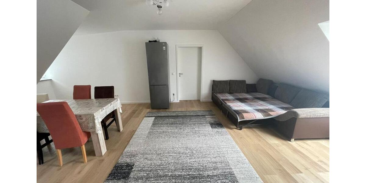 Dachgeschoßwohnung Landau an der Isar - 2 Zimmer, 66 m&sup2;, 660&euro; | Angebot:26440984