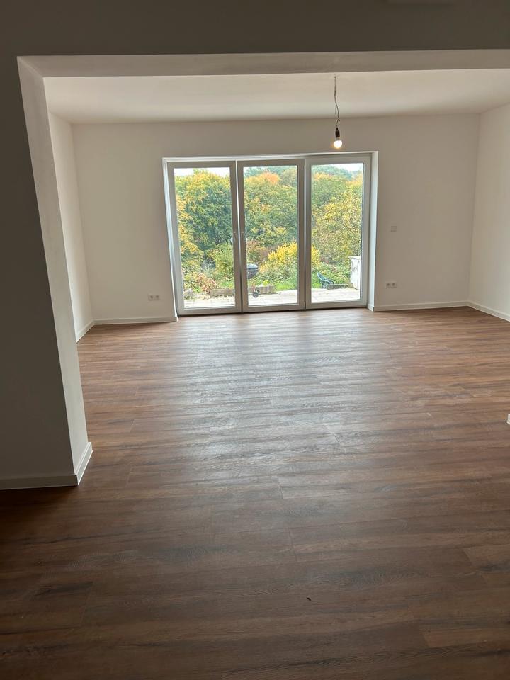 Großzügige 3-Zimmer Wohnung mit Terrasse und Garten in Bonn zimmer