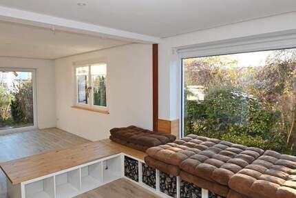 Großzügige 6-Zimmer-Maisonettewohnung mit zwei Balkonen, Sauna und Garage 6 zimmer