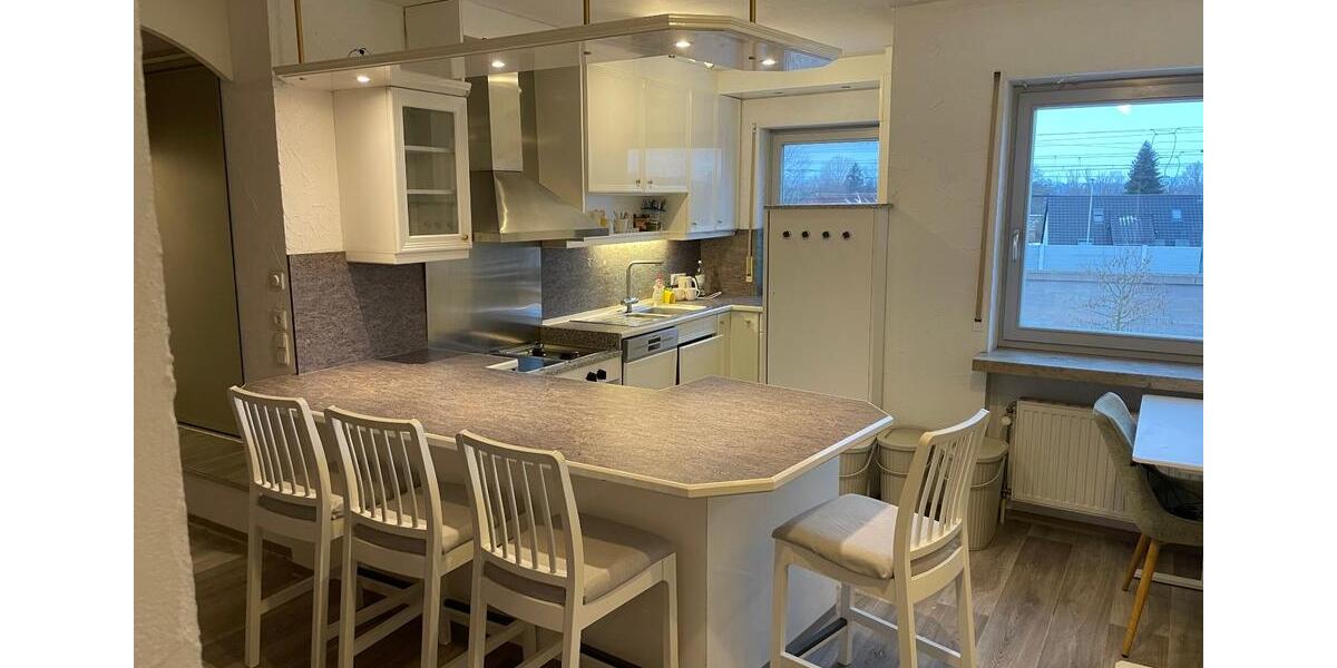 Wohnen auf Zeit Buckenhof - 4 Zimmer, 14 m&sup2;, 440&euro; | Angebot:26541640