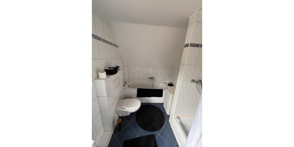 Dachgeschoßwohnung Friesoythe - 3 Zimmer, 110 m&sup2;, 750&euro; | Angebot:26587343