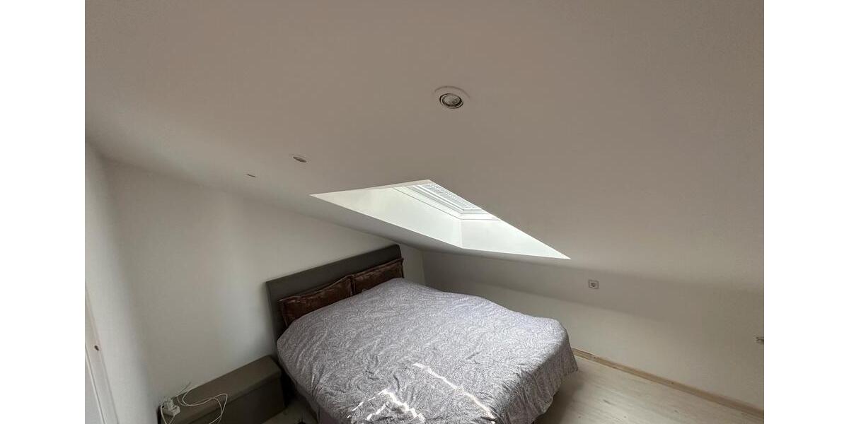 Dachgeschoßwohnung Lichtenstein - 3 Zimmer, 68 m&sup2;, 840&euro; | Angebot:26368802