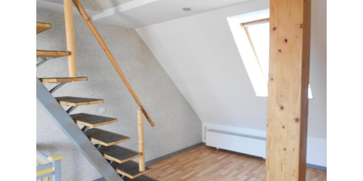 Dachgeschoßwohnung Perleberg - 2 Zimmer, 80 m&sup2;, 510&euro; | Angebot:25980902