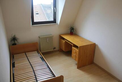 Private room in a shared apartment near Mannheim Hbf 2 zimmer