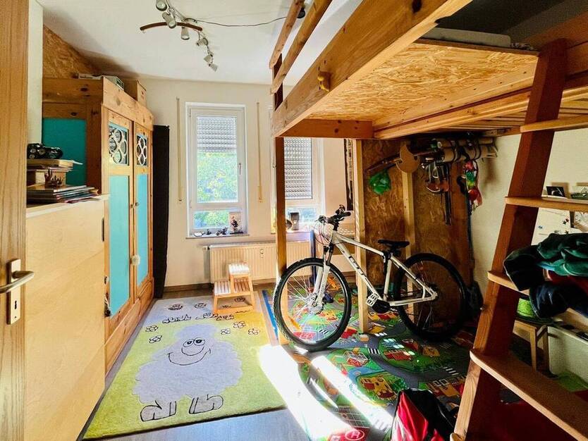 Charmante 3-Zimmer-Wohnung mit Balkon in Connewitz