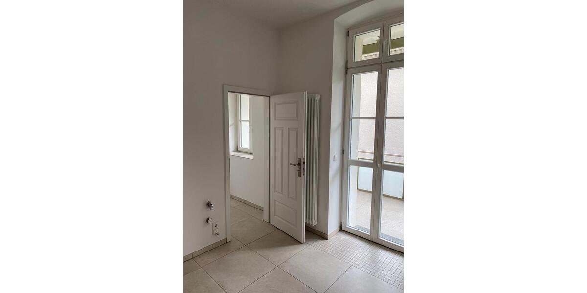 Etagenwohnung Görlitz - 5 Zimmer, 140 m&sup2;, 1.106&euro; | Angebot:26336151