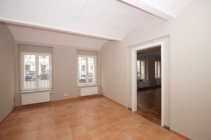 Erweiterung möglich! Büro- Praxiseinheit mit 77m² im Waldstraßenviertel! 3 zimmer