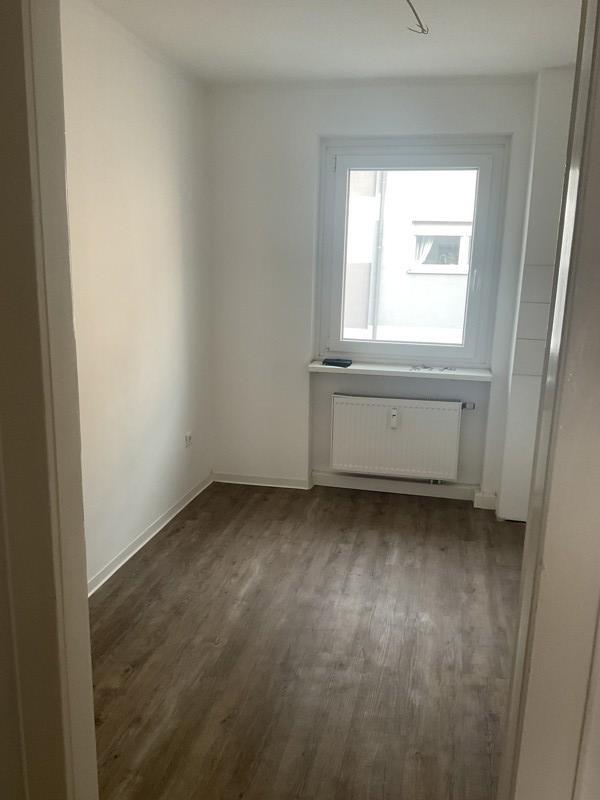 Top renovierte 2,5-Zimmer-Wohnung mit Balkon in ruhiger Lage 2 zimmer