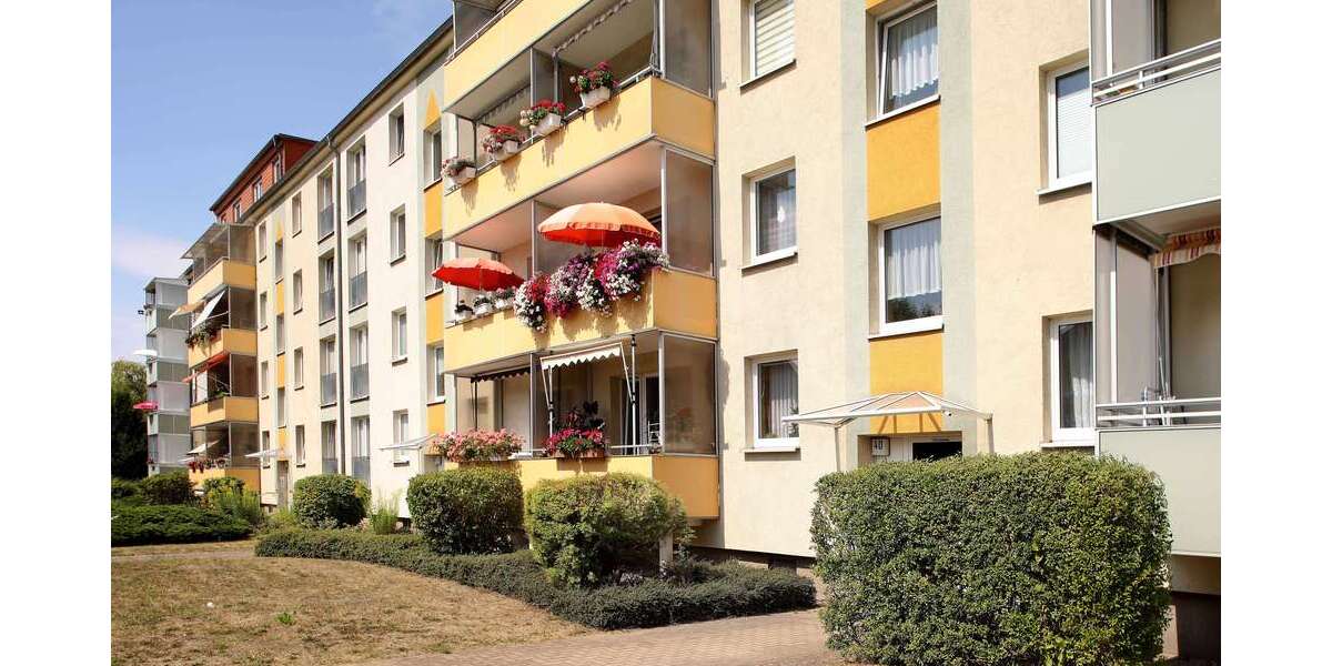 Etagenwohnung Neubrandenburg Südstadt - 3 Zimmer, 57 m&sup2;, 588&euro; | Angebot:25570744