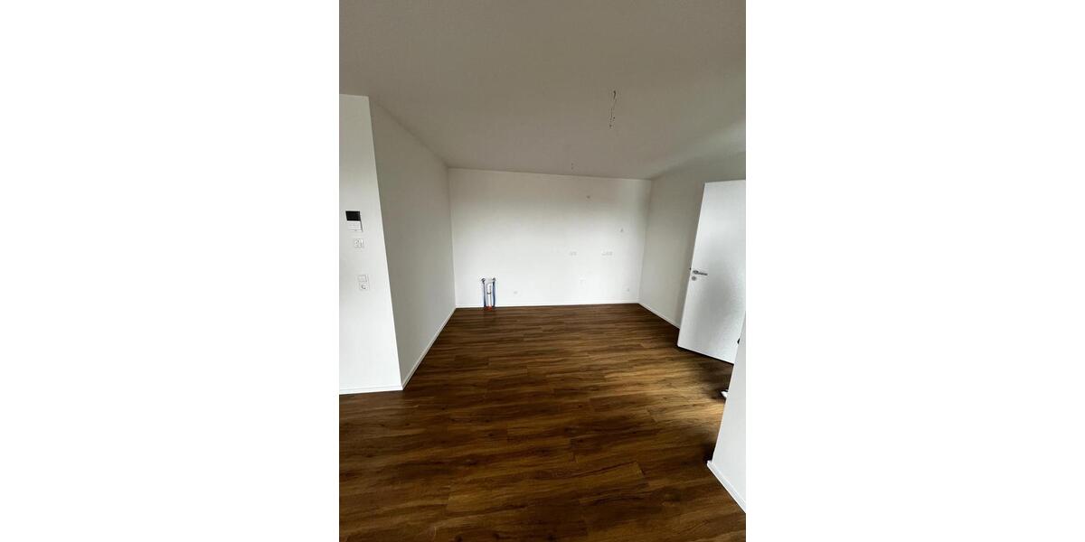 Etagenwohnung Meckenbeuren - 3 Zimmer, 85 m&sup2;, 1.210&euro; | Angebot:26532874
