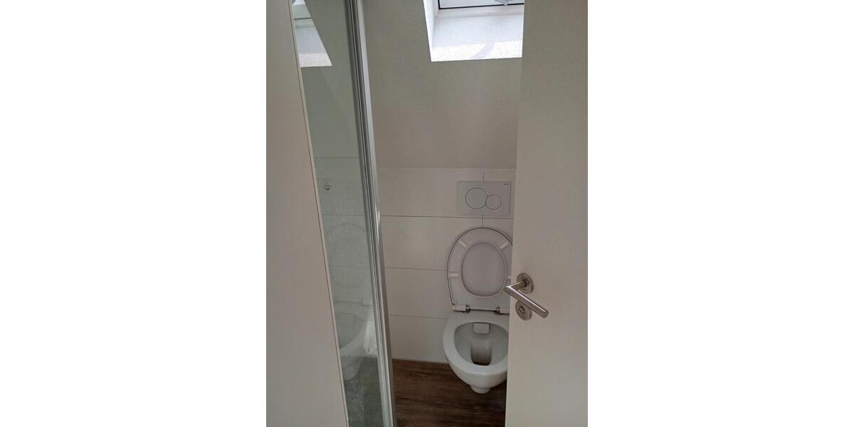 Dachgeschoßwohnung Tuttlingen - 3 Zimmer, 72 m&sup2;, 800&euro; | Angebot:21871380