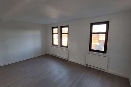 Wohnung Waltershausen Ibenhain - 3 Zimmer, 77 m&sup2;, 480&euro; | Angebot:26172289
