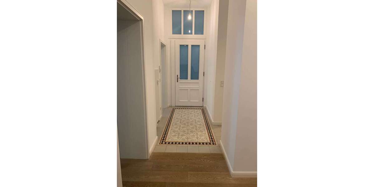 Wohnung zum Mieten in Frankfurt 3.390 € 147 m² 4 zimmer