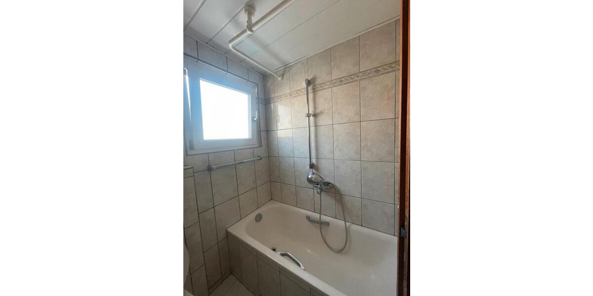 Mehrfamilienhaus, Wohnhaus Wutöschingen - 3 Zimmer, 80 m&sup2;, 1.100&euro; | Angebot:25928654