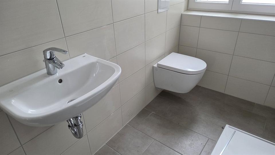 Erdgeschoßwohnung Neustrelitz - 1 Zimmer, 40 m&sup2;, 336&euro; | Angebot:23806584