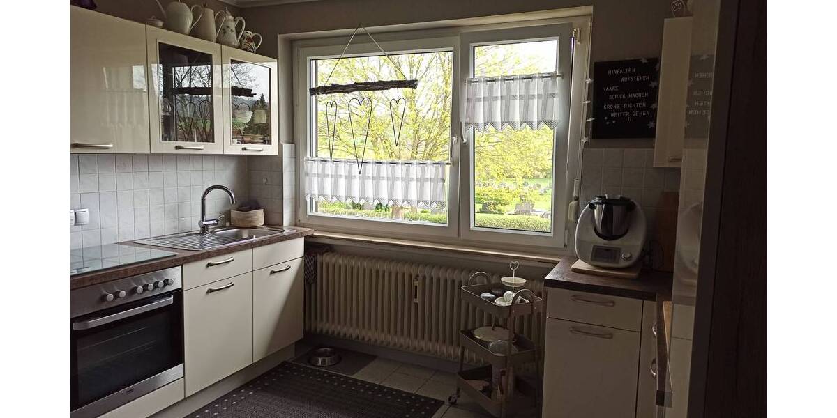 Etagenwohnung Seesen Herrhausen - 3 Zimmer, 93 m&sup2;, 600&euro; | Angebot:24766043