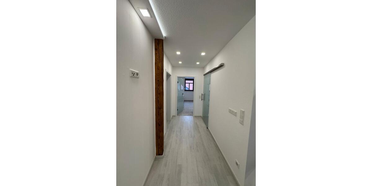 Dachgeschoßwohnung Grimma - 3 Zimmer, 88 m&sup2;, 850&euro; | Angebot:25408404
