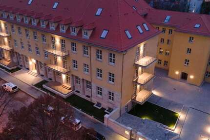 Wohnung zum Mieten in Halle (Saale) 1.620 € 135 m²