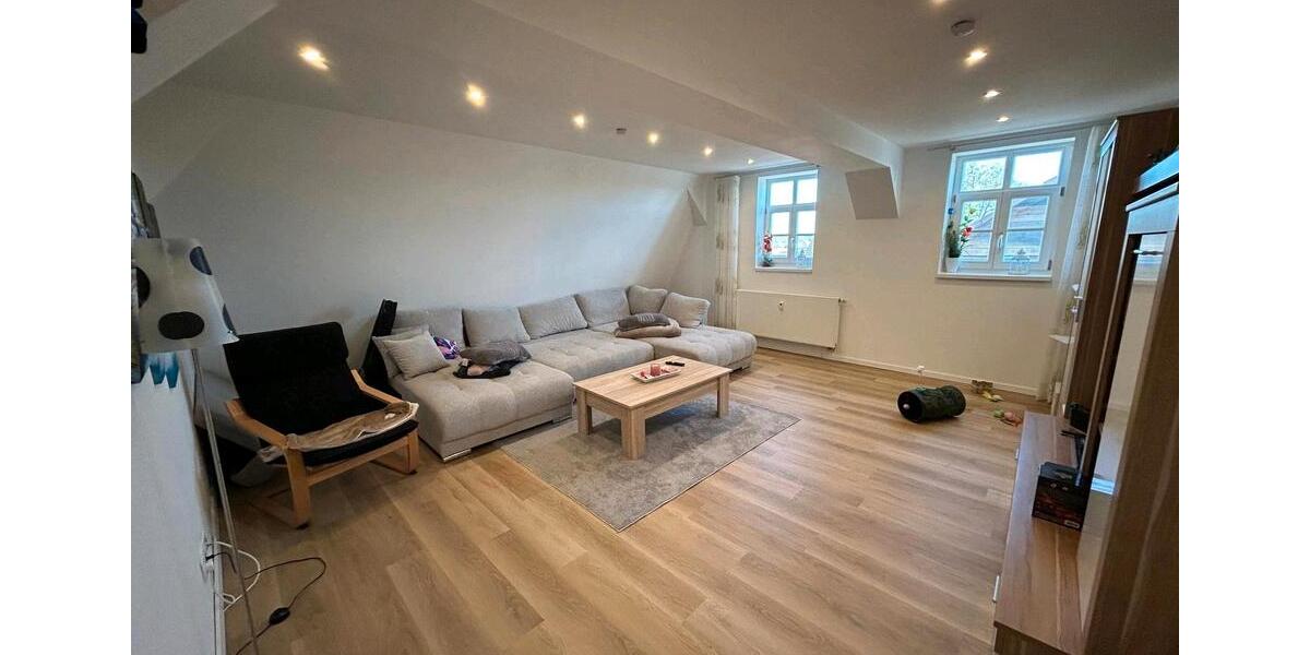 Etagenwohnung Wabern - 4 Zimmer, 125 m&sup2;, 700&euro; | Angebot:26267028