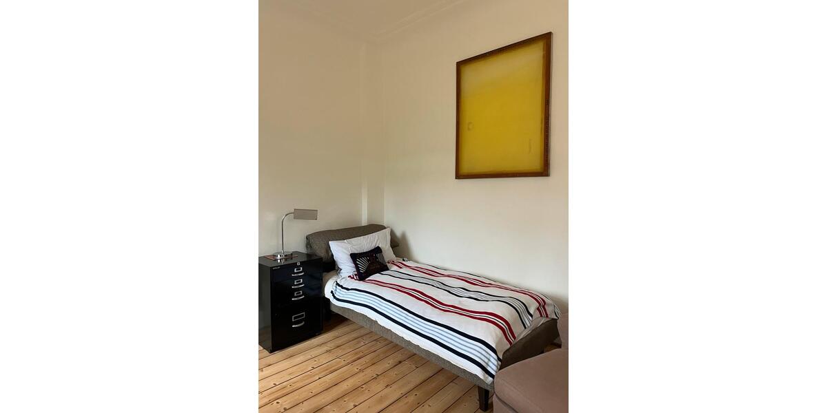 Etagenwohnung Düsseldorf Stadtbezirk 7 - 1 Zimmer, 27 m&sup2;, 920&euro; | Angebot:26481268
