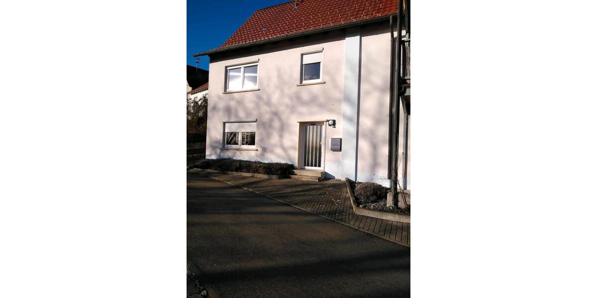 Haus in Denkingen, 119qm, 4,5 Zimmer, Keller 4.5 zimmer