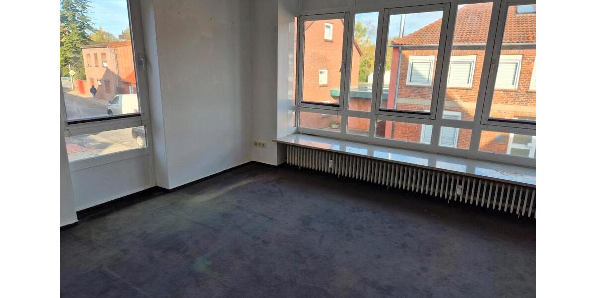 Etagenwohnung Oldenburg in Holstein - 2 Zimmer, 74 m&sup2;, 740&euro; | Angebot:24574044