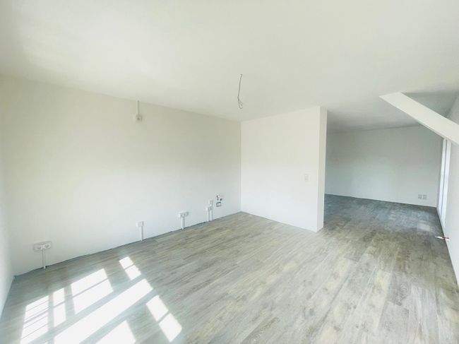 Etagenwohnung Brandenburg an der Havel Altstadt - 4 Zimmer, 131 m&sup2;, 1.185&euro; | Angebot:25801202