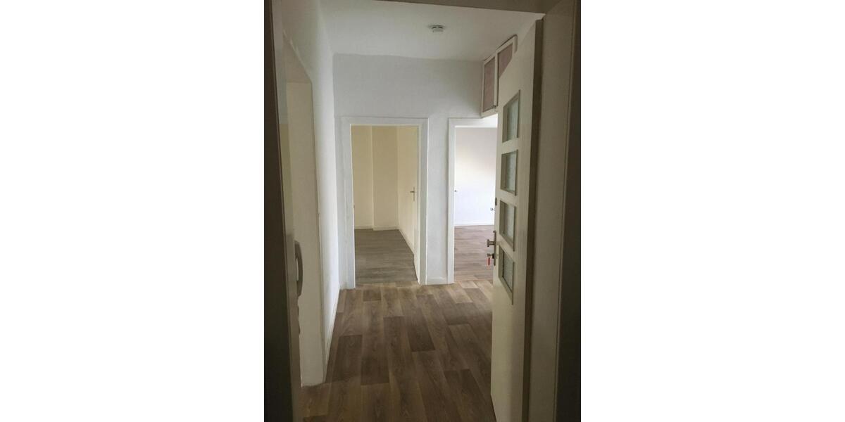 Dachgeschoßwohnung Duisburg - 2 Zimmer, 355&euro; | Angebot:23601997