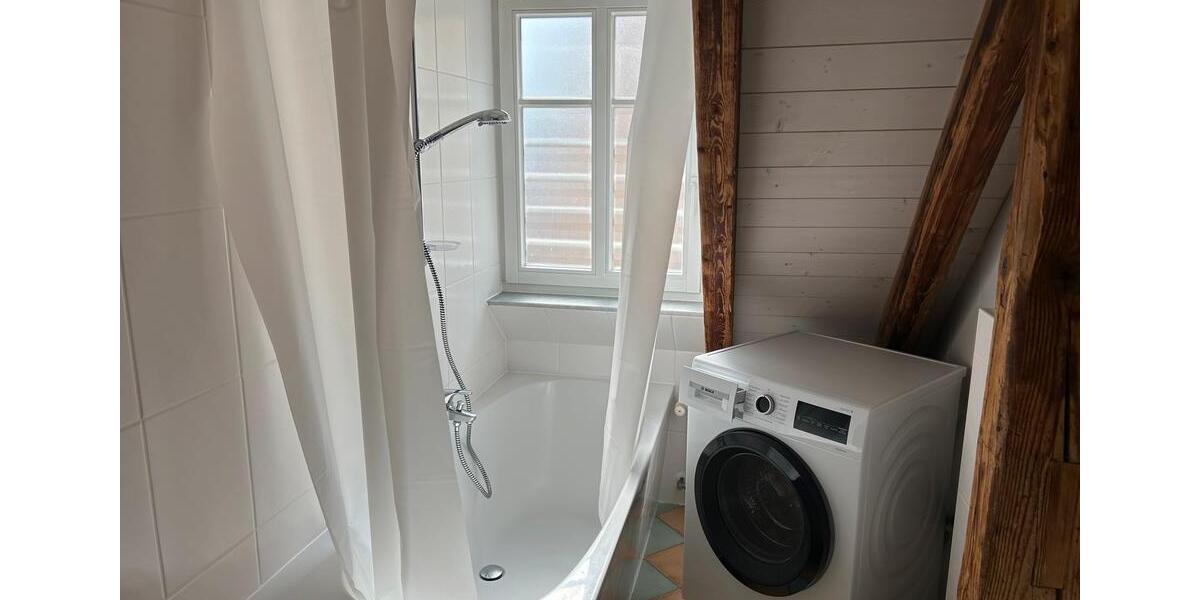 Dachgeschoßwohnung Konstanz - 1 Zimmer, 75 m&sup2;, 1.390&euro; | Angebot:26048789