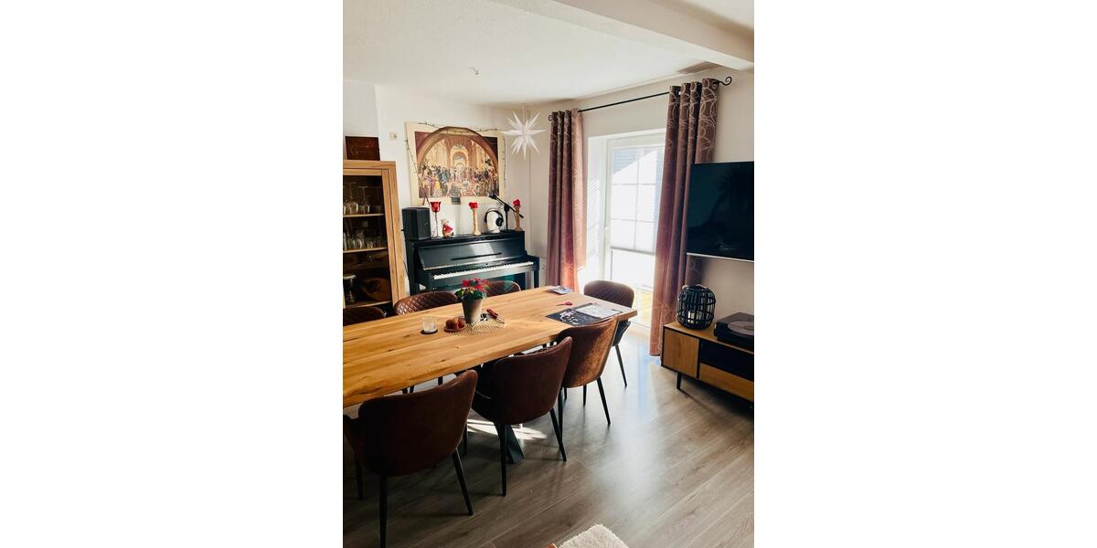 Schöne 4 Zimmer Wohnung, Singer-Meisel-Straße 10, 08209 Auerbach 4 zimmer