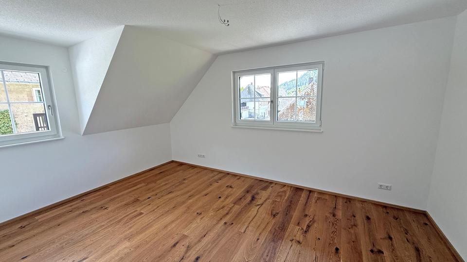 Dachgeschoßwohnung St. Blasien - 3.5 Zimmer, 98 m&sup2;, 1.250&euro; | Angebot:26681882