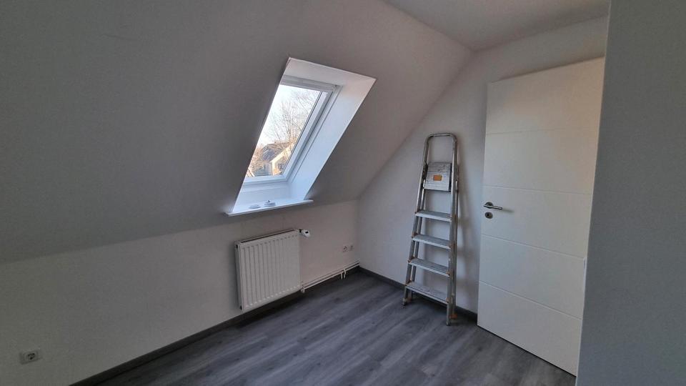 Einfamilienhaus Westerrönfeld - 6.5 Zimmer, 140 m&sup2;, 1.500&euro; | Angebot:24703243