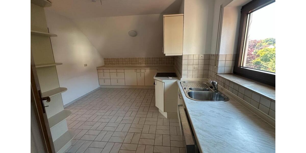 Dachgeschoßwohnung Herbrechtingen - 3 Zimmer, 100 m&sup2;, 1.500&euro; | Angebot:26639178