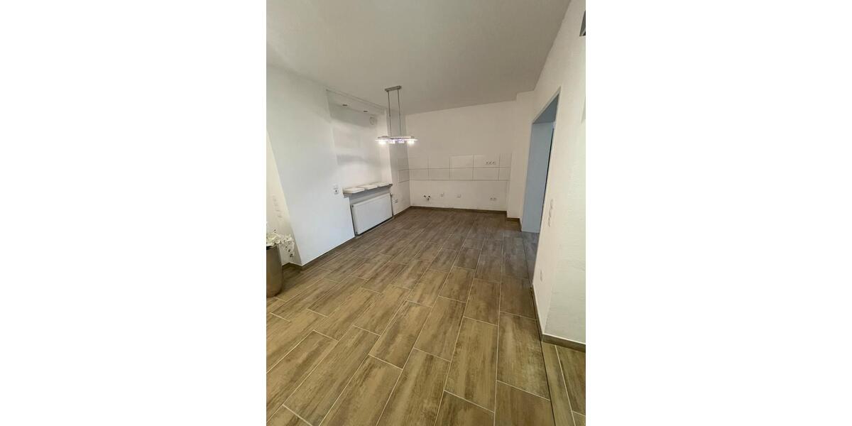 Erdgeschoßwohnung Kamp-Lintfort Lintfort - 5 Zimmer, 88 m&sup2;, 1.350&euro; | Angebot:24780227