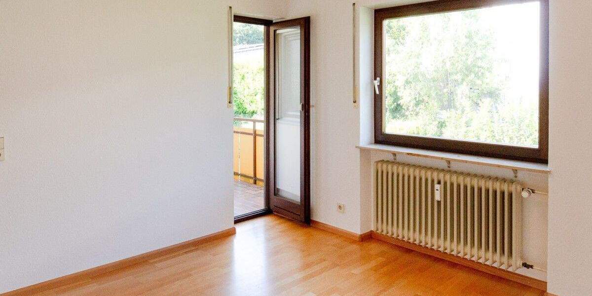 Etagenwohnung Wehr - 3 Zimmer, 95 m&sup2;, 900&euro; | Angebot:25141778