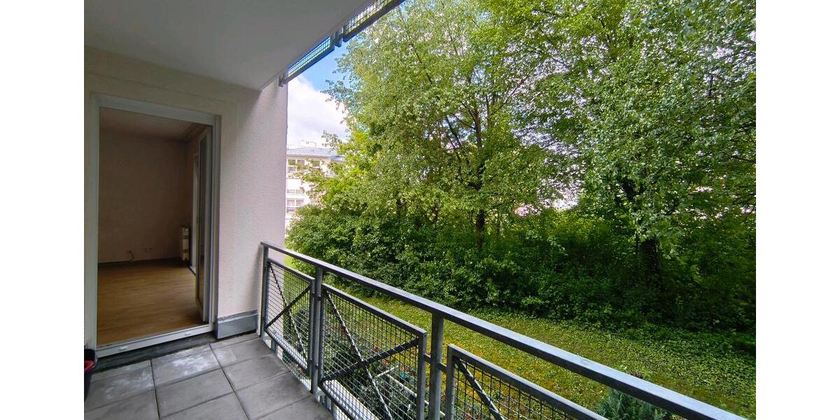 Etagenwohnung Leonberg - 2 Zimmer, 59 m&sup2;, 880&euro; | Angebot:26625625