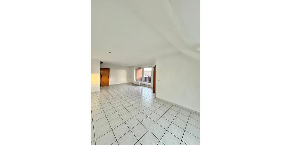 Große 3 Zimmer DG-Wohnung auf zwei Etagen mit Balkon in Haltern am See zu vermieten 3 zimmer