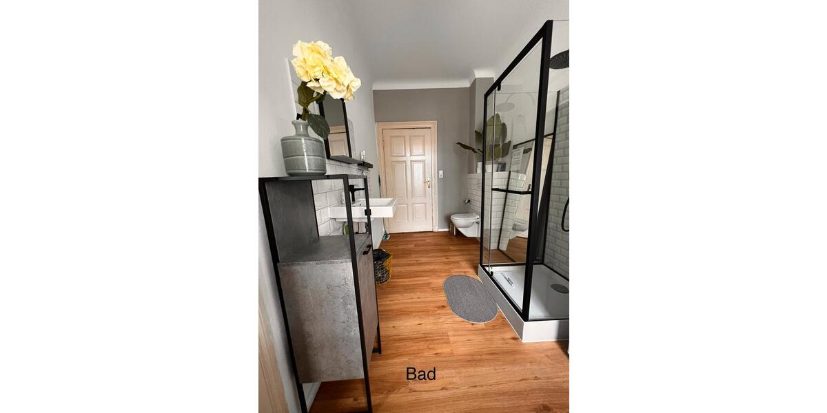 Wohnen auf Zeit Schönefeld - 2 Zimmer, 60 m&sup2;, 100&euro; | Angebot:24768090