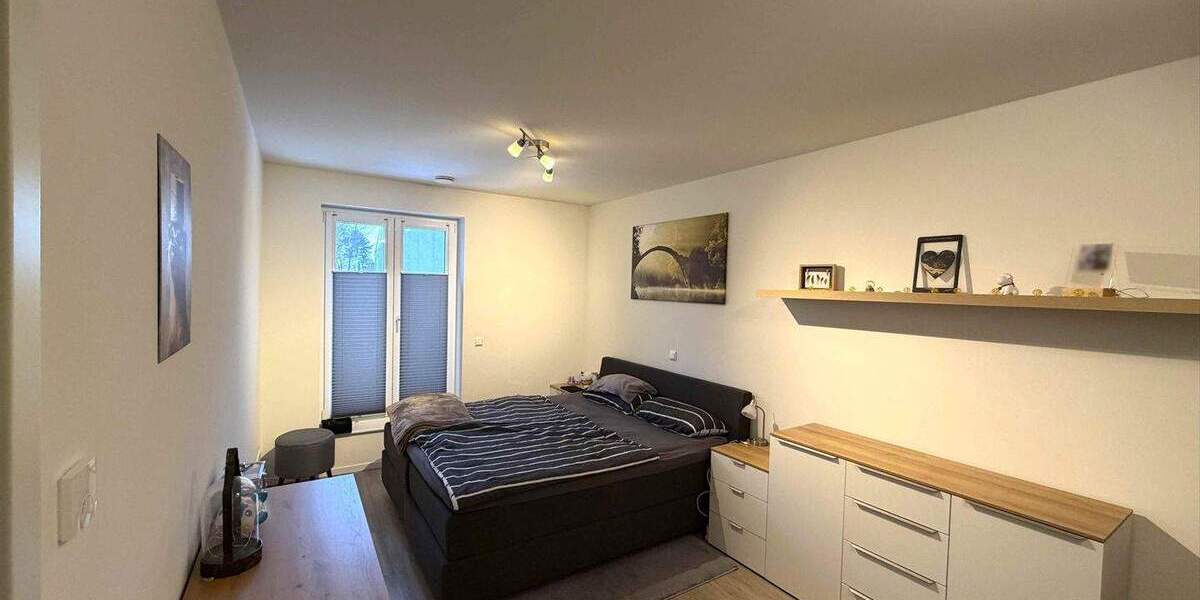 Etagenwohnung Wedel - 3 Zimmer, 93 m&sup2;, 1.650&euro; | Angebot:24992348