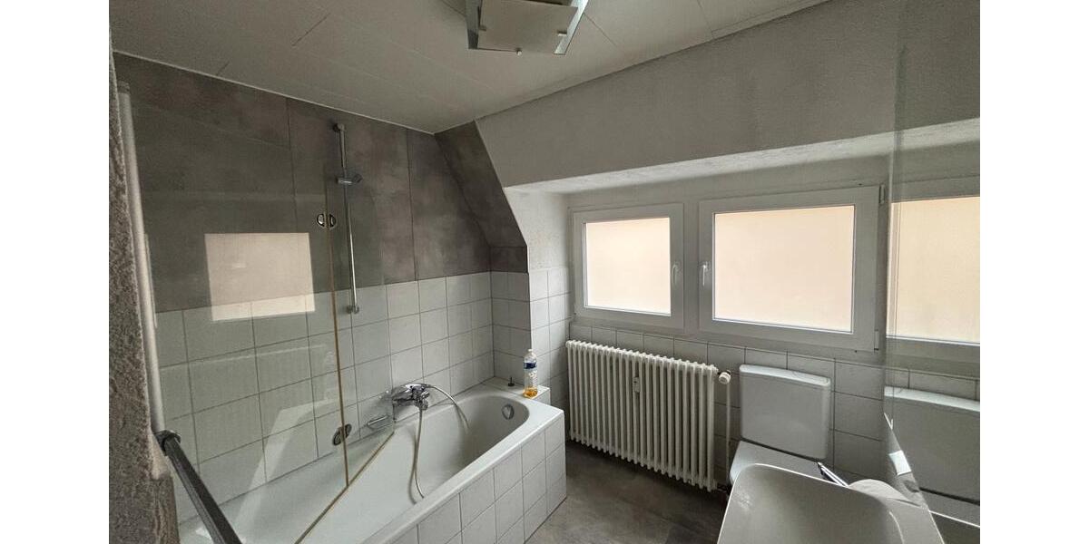 Dachgeschoßwohnung Grenzach-Wyhlen Wyhlen - 2.5 Zimmer, 59 m&sup2;, 850&euro; | Angebot:24743994