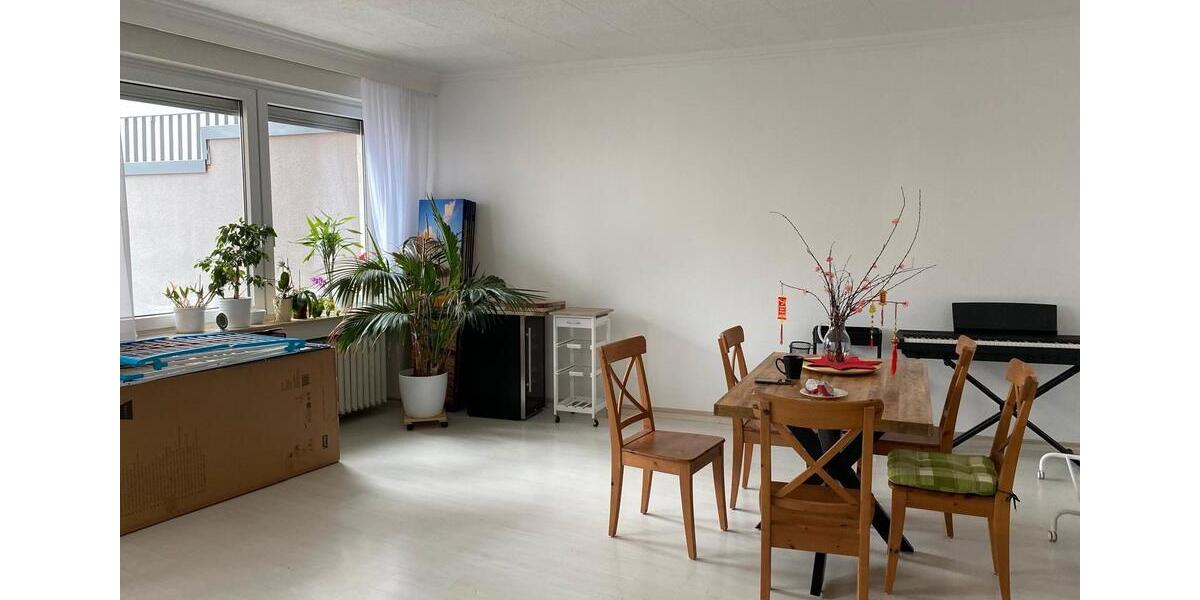 Etagenwohnung Hildesheim - 4 Zimmer, 130 m&sup2;, 950&euro; | Angebot:26299503