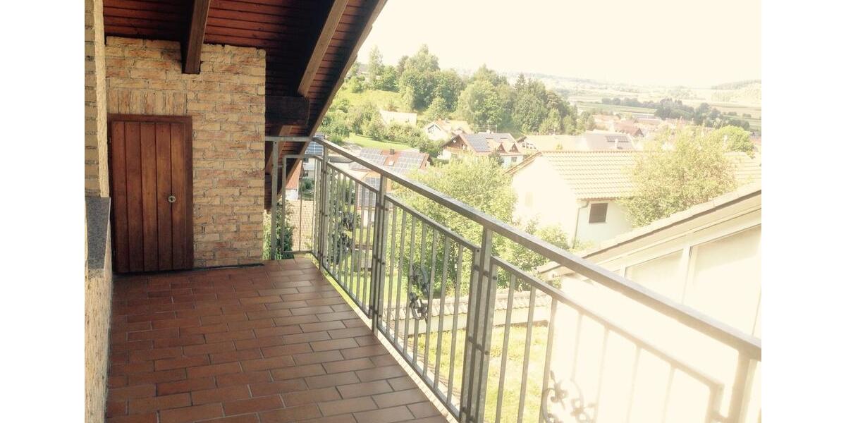 Dachgeschoßwohnung Donaueschingen - 3 Zimmer, 80 m&sup2;, 900&euro; | Angebot:26335073
