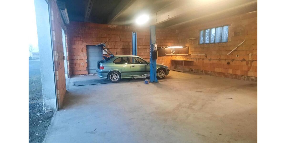 AutoHandelAutoWerkstattLKWMotorradMopedGaragePlatz zimmer