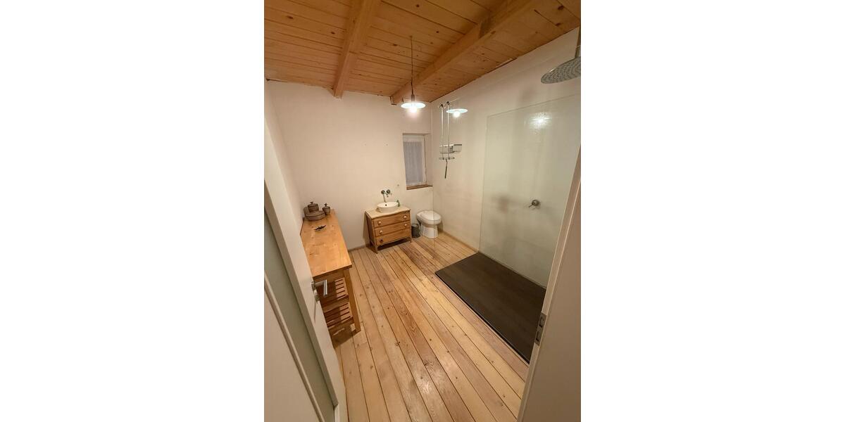 Wohnen auf Zeit Endingen am Kaiserstuhl - 1 Zimmer, 13 m&sup2;, 400&euro; | Angebot:25910615