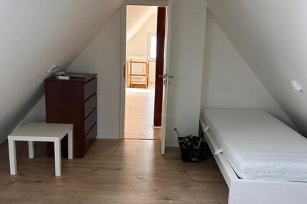 Voll möbliertes WG-Zimmer 20 m² in Ulm-Söflingen 4 zimmer