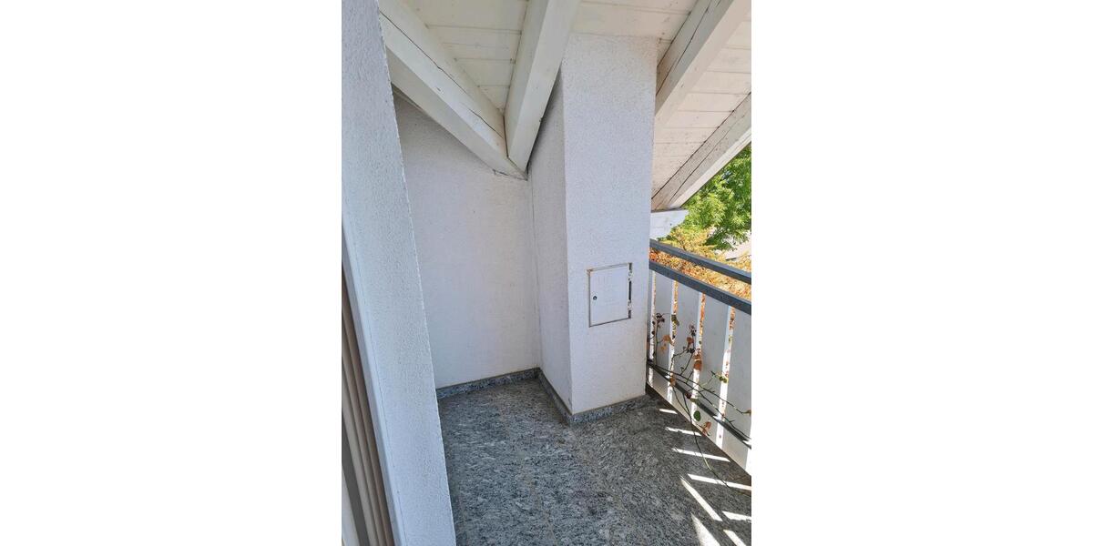 Dachgeschoßwohnung Nattheim - 3.5 Zimmer, 95 m&sup2;, 1.200&euro; | Angebot:24825282