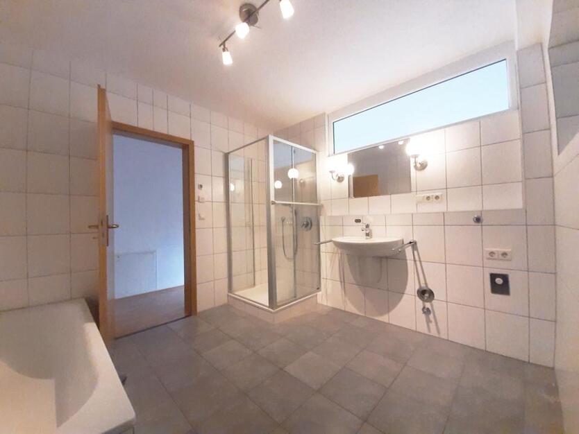 Großzügige helle 3-Zimmer Wohnung in Hatzenport mit Panoramablick