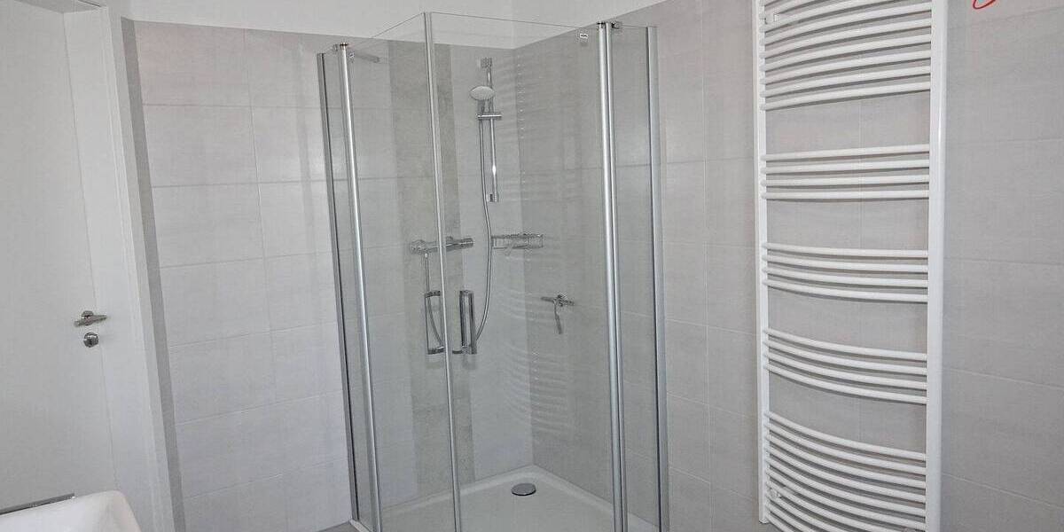 Etagenwohnung Wiesmoor Wiesederfehn - 3 Zimmer, 100 m&sup2;, 1.100&euro; | Angebot:25938375