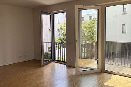 Wohnung Berlin Rummelsburg - 3 Zimmer, 101 m&sup2;, 2.613&euro; | Angebot:27005294