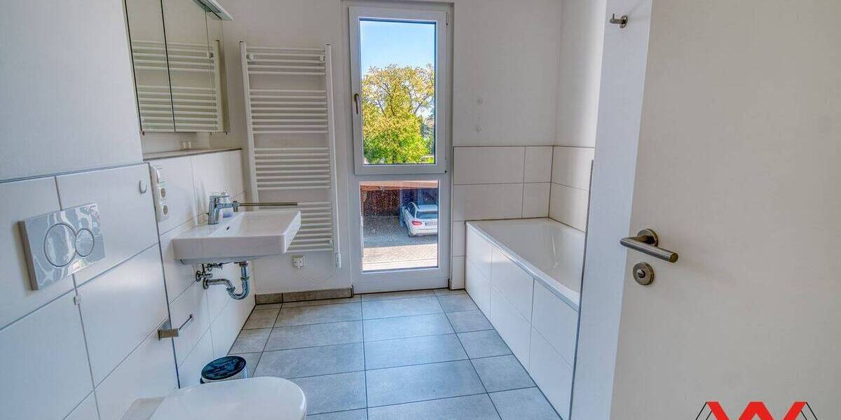 Etagenwohnung Grafing - 3 Zimmer, 84 m&sup2;, 1.440&euro; | Angebot:26803972